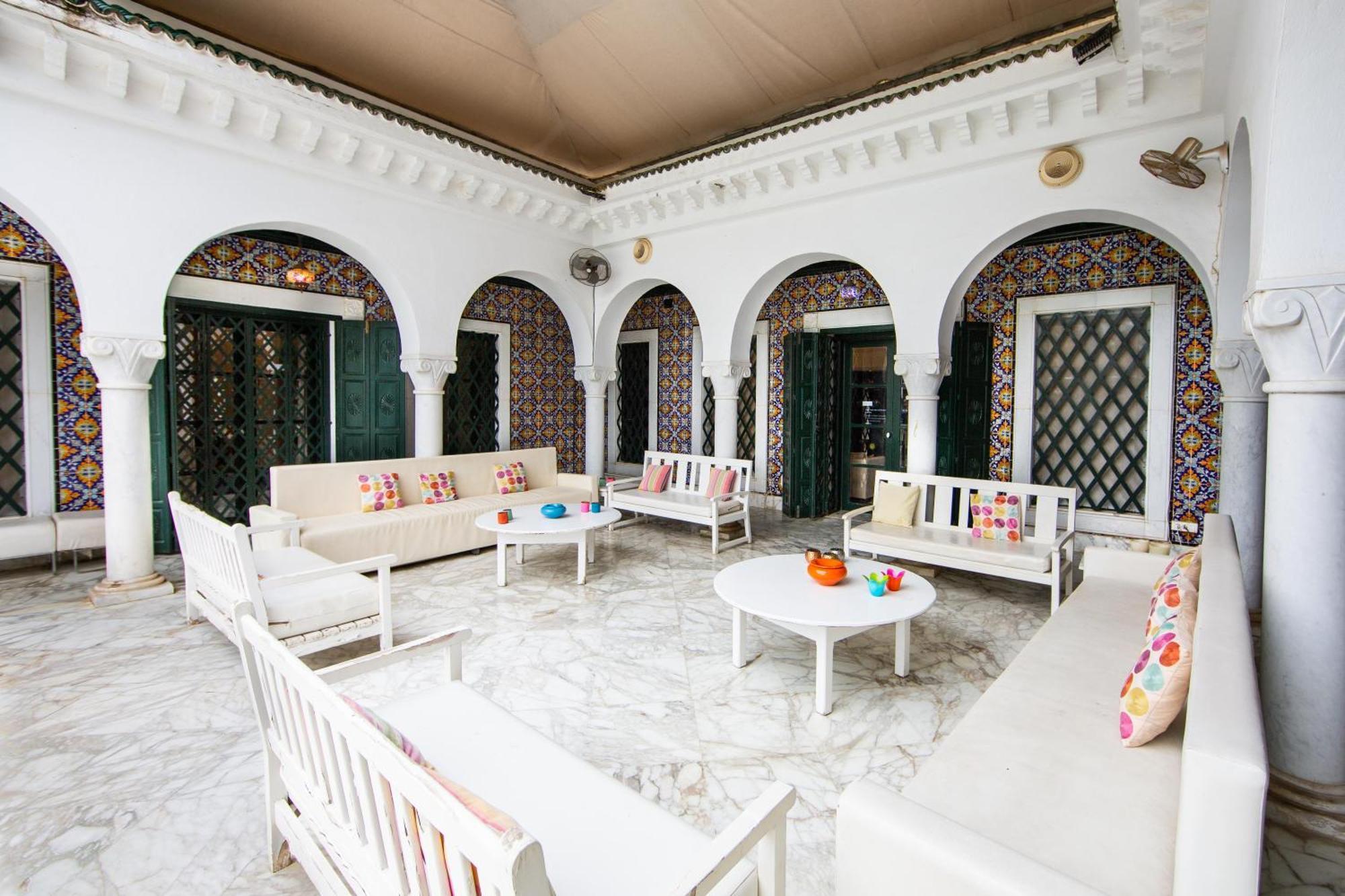 Appartement Prive Dans Une Grande Maison D'Hote La Marsa Bagian luar foto