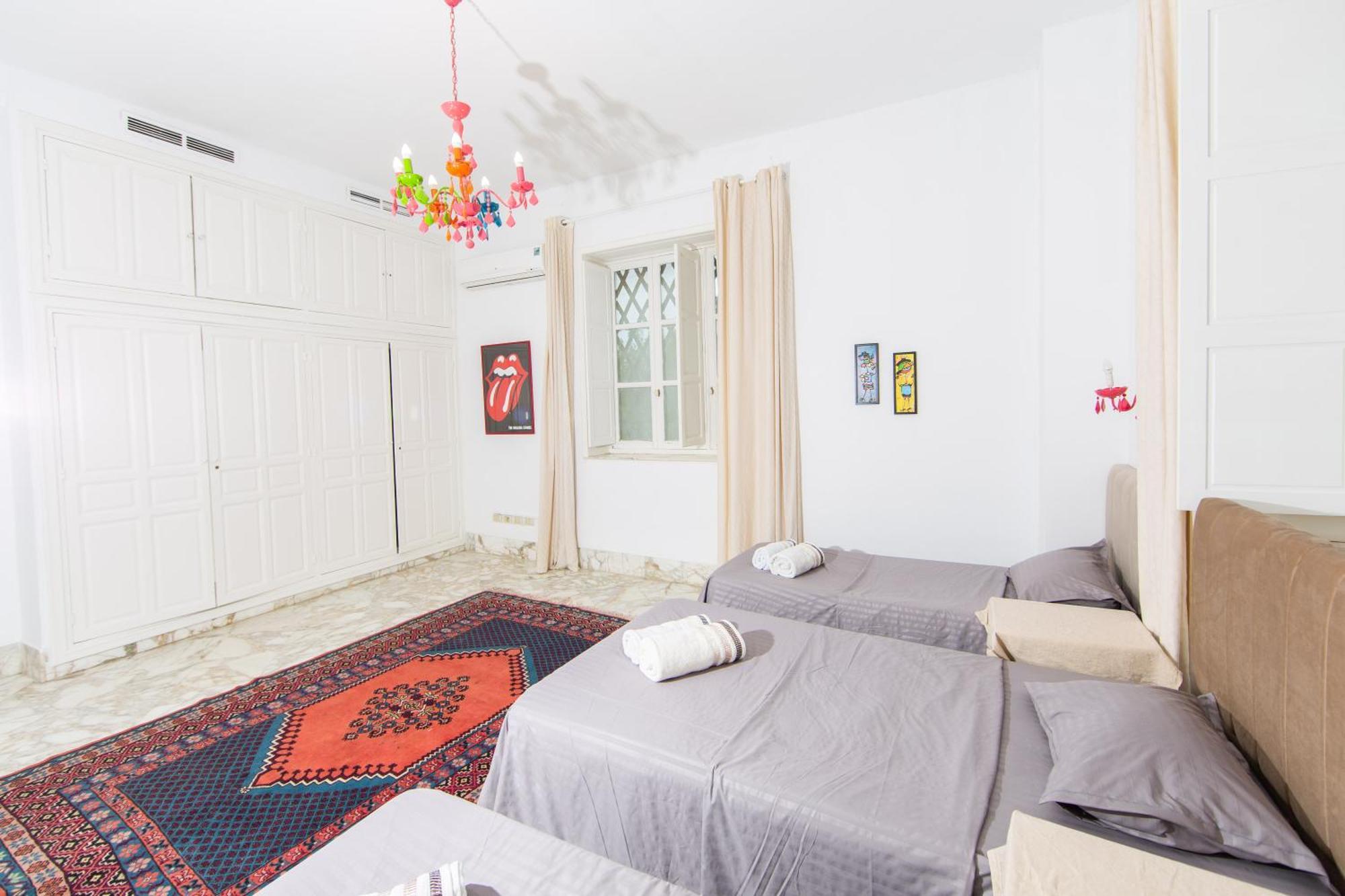 Appartement Prive Dans Une Grande Maison D'Hote La Marsa Bagian luar foto