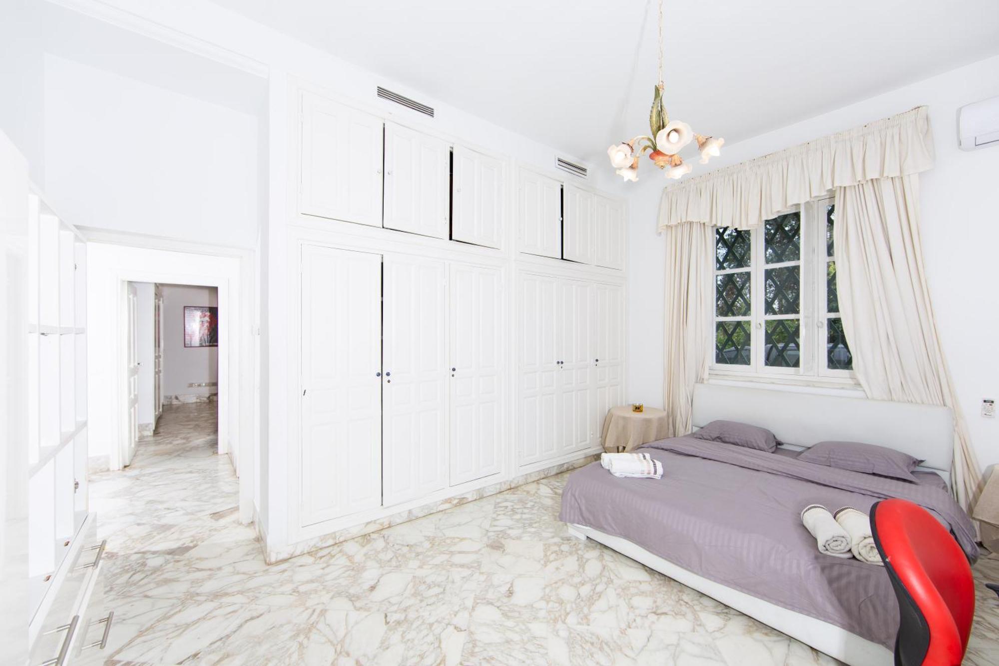 Appartement Prive Dans Une Grande Maison D'Hote La Marsa Bagian luar foto