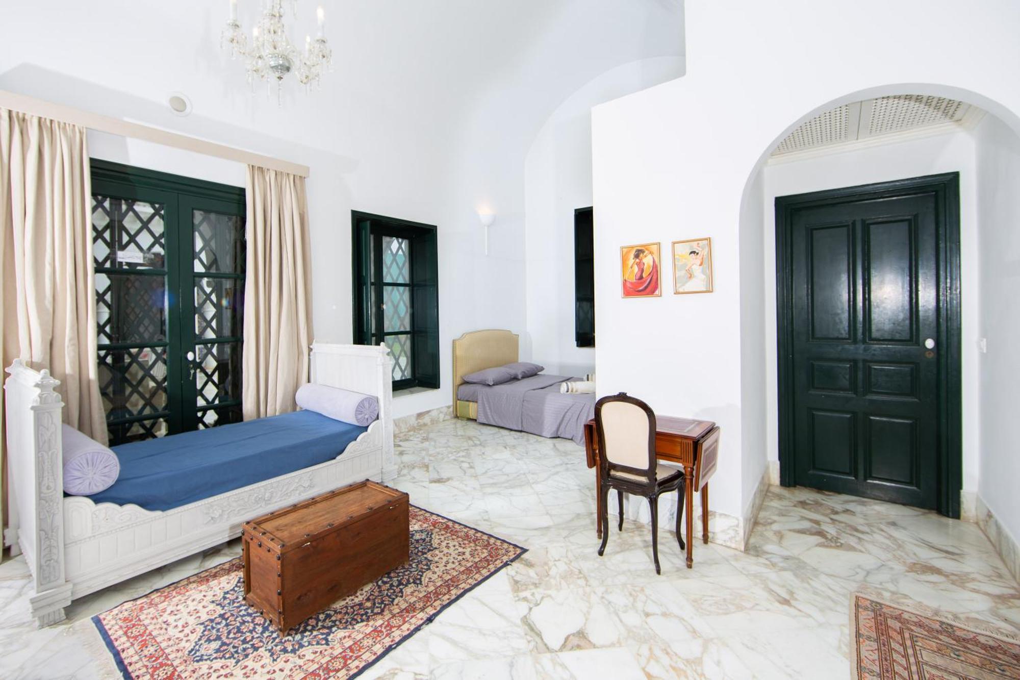 Appartement Prive Dans Une Grande Maison D'Hote La Marsa Bagian luar foto